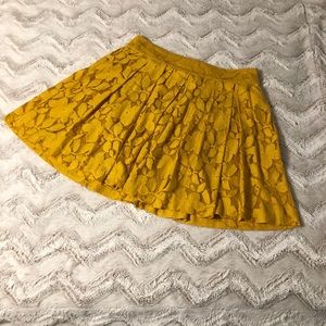 Loft pleated flare skirt mustard lace 10
